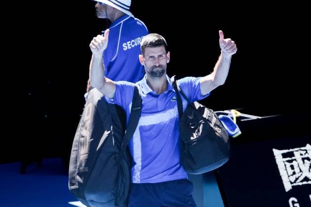 January 24, 2025: 7th seed NOVAK DJOKOVIC of Serbia retires after the first set against 2nd seed ALEXANDER ZVEREV of Germany on Rod Laver Arena in a Men s Singles Semifinals match on day 13 of the 2025 Australian Open in Melbourne, Australia. Cal Media Melbourne Australia - ZUMAc04_ 20250124_faf_c04_001 Copyright: xSydneyxLowx