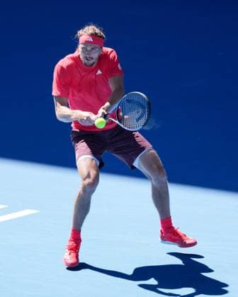 Tennis 2025: Australian Open Day 13 January 24, 2025: 2nd seed ALEXANDER ZVEREV of Germany in action against 7th seed NOVAK DJOKOVIC of Serbia on Rod Laver Arena in a Men s Singles Semifinals match on day 13 of the 2025 Australian Open in Melbourne, Australia. Sydney Low Cal Media(Credit Image: Â Sydney Low Cal Sport Media) Melbourne Victoria Australia EDITORIAL USE ONLY Copyright: xx ZUMA-20250124_faf_c04_037.jpg SydneyxLowx csmphotothree348192