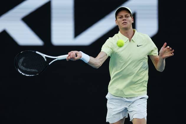 Jannik Sinner during the Semi-final match against Shelton in the Rod Laver Arena Australian Open, Day Thirteen, Tennis, Melbourne Park, Melbourne, Australia - 24 Jan 2025  Copyright: xEllaxLing Shutterstockx 15108785bu