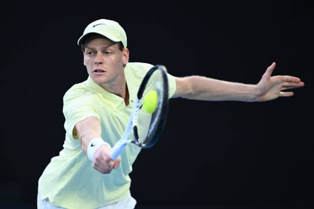 TENNIS AUSTRALIAN OPEN, Italian tennis player Jannik Sinner in action during the Men s Singles Semifinals match against American tennis player Ben Shelton on day 13 of the 2025 Australian Open at Rod Laver Arena in Melbourne, Friday, January 24th, 2025. ( NO ARCHIVING, EDITORIAL USE ONLY, NO USE IN BOOKS WITHOUT CONSENT MELBOURNE VICTORIA AUSTRALIA  Copyright: xJOELxCARRETTx 20250124178368064510