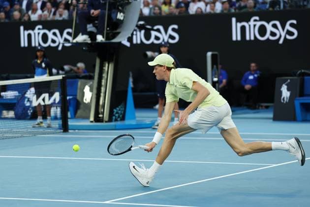 Jannik Sinner during the Semi-final match against Shelton in the Rod Laver Arena Australian Open, Day Thirteen, Tennis, Melbourne Park, Melbourne, Australia - 24 Jan 2025  Copyright: xEllaxLing Shutterstockx 15108785cd