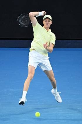 TENNIS AUSTRALIAN OPEN, Italian tennis player Jannik Sinner in action during the Men s Singles Semifinals match on day 13 of the 2025 Australian Open at Rod Laver Arena in Melbourne, Friday, January 24th, 2025. ( NO ARCHIVING, EDITORIAL USE ONLY, NO USE IN BOOKS WITHOUT CONSENT MELBOURNE VICTORIA AUSTRALIA  Copyright: xJAMESxROSSx 20250124135325225871