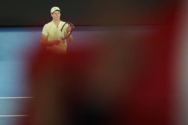 Jannik Sinner celebrates winning the Semi-final match against Shelton in the Rod Laver Arena Australian Open, Day Thirteen, Tennis, Melbourne Park, Melbourne, Australia - 24 Jan 2025  Copyright: xRachelxBach Shutterstockx 15108800fo