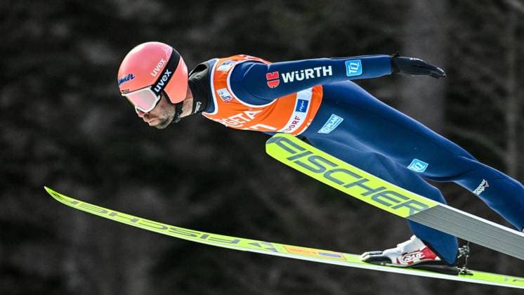 Bilder des Jahres 2025, Sport 01 Januar Sport Themen der Woche KW04 Sport Bilder des Tages GER, FIS Skiflug Weltcup in Oberstdorf 24.01.2025, Heini-Klopfer-Skiflugschanze, Oberstdorf, GER, FIS Skiflug Weltcup in Oberstdorf, im Bild Pius Paschke (GER, 57) *** GER, FIS Ski Flying World Cup in Oberstdorf 24 01 2025, Heini Klopfer Skiflugschanze, Oberstdorf, GER, FIS Ski Flying World Cup in Oberstdorf, in the picture Pius Paschke GER, 57 nordphotoxGmbHx xHafner nph00200