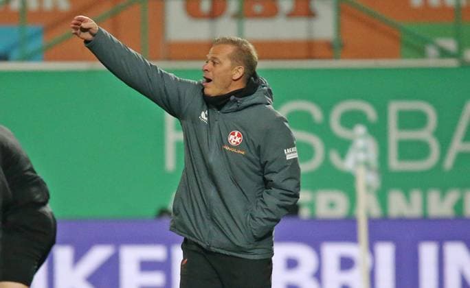 24 01 2025, xmohx, Fußball 2 Bundesliga, Spvgg Greuther Fuerth 1 FC Kaiserslautern emspor, v l Trainer Markus Anfang Kaiserslautern DFL DFB REGULATIONS PROHIBIT ANY USE OF PHOTOGRAPHS as IMAGE SEQUENCES and or QUASI VIDEO Fuerth