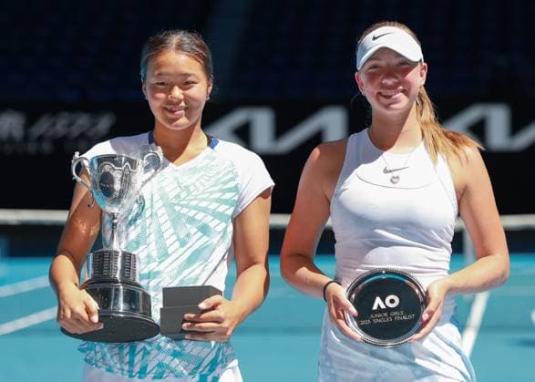 Finalist Kristina Penickova USA and Wakana Sonobe JPN with trophy, trophy ceremony, Presentation, Australian Open 2025, Melbourne Park, Melbourne, Victoria, Australia Copyright: xJuergenxHasenkopfx