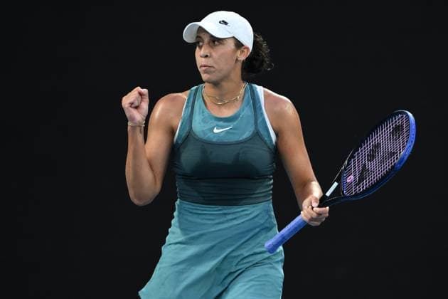 TENNIS AUSTRALIAN OPEN, Madison Keys of the USA celebrates set point during her Women?s final against Aryna Sabalenka of Belarus during the 2025 Australian Open at Melbourne Park in Melbourne, Saturday, January 25, 2025. ( NO ARCHIVING, EDITORIAL USE ONLY, NO USE IN BOOKS WITHOUT CONSENT MELBOURNE VICTORIA AUSTRALIA  Copyright: xJOELxCARRETTx 20250125166660536633