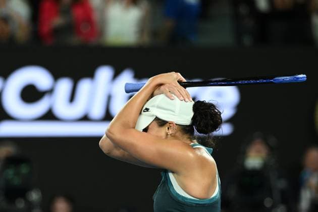 TENNIS AUSTRALIAN OPEN, Madison Keys of the USA celebrates match point during her Women?s final win over Aryna Sabalenka of Belarus during the 2025 Australian Open at Melbourne Park in Melbourne, Saturday, January 25, 2025. ( NO ARCHIVING, EDITORIAL USE ONLY, NO USE IN BOOKS WITHOUT CONSENT MELBOURNE VICTORIA AUSTRALIA  Copyright: xJOELxCARRETTx 20250125167733229395