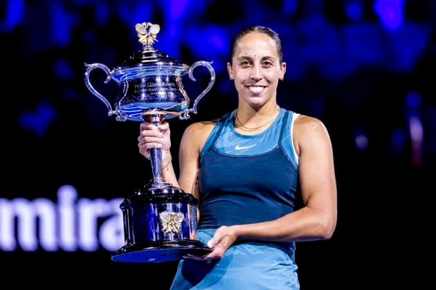 MELBOURNE, VIC - JANUARY 25: Madison Keys of the United States of America holds the the Daphne Akhurst Memorial Cup after winning the Women s Singles Finals of the 2025 Australian Open on January 25 2025, at Melbourne Park in Melbourne, Australia. (Photo by Jason Heidrich Icon Sportswire) TENNIS: JAN 25 Australian Open EDITORIAL USE ONLY Icon250125001