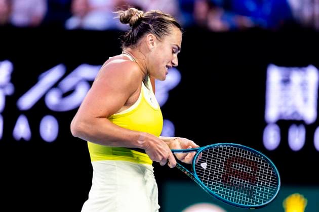 MELBOURNE, VIC - JANUARY 25: Aryna Sabalenka of Belarus shows her frustration during the Women s Singles Finals of the 2025 Australian Open on January 25 2025, at Melbourne Park in Melbourne, Australia. (Photo by Jason Heidrich Icon Sportswire) TENNIS: JAN 25 Australian Open EDITORIAL USE ONLY Icon250125110