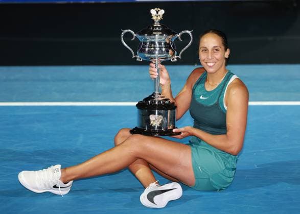 Madison Keys USA with the cup, trophy, award ceremony, presentation, Australian Open 2025, Melbourne Park, Melbourne, Victoria, Australia Copyright: xJuergenxHasenkopfx
