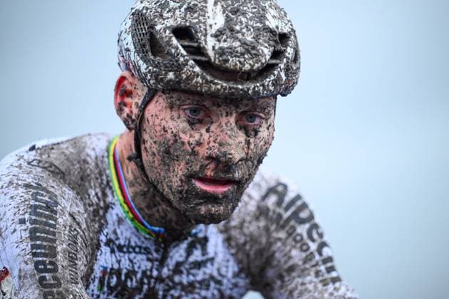 Sport Bilder des Tages UCI Cyclocross World Cup Maasmechelen 2025 MAASMECHELEN, BELGIUM - JANUARY 25 : Van Der Poel Mathieu (NED) of Alpecin-Deceuninck in action during the 11th leg of the UCI Cyclocross World Cup Series 2024-2025 men elite race on January 25, 2025 in Maasmechelen, Belgium, 25 01 2025 Maasmechelen Belgium  Copyright: xVincentxKalutx