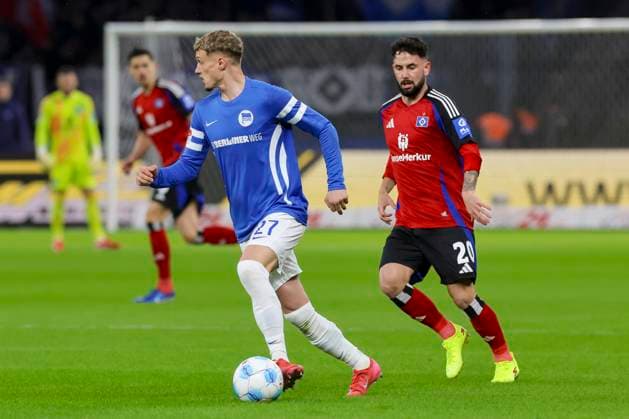 Michael Cuisance Hertha BSC Berlin and Marco Richter Hamburger SV battle for the ball, 2 Bundesliga, Hertha BSC vs Hamburger SV, Olympiastadion, January 25, 2025 in Berlin, Germany Photo by Marco Steinbrenner DeFodi Images Michael Cuisance Hertha BSC Berlin and Marco Richter Hamburger SV battle for the ball, 2 Bundesliga, Hertha BSC vs Hamburger SV, Olympiastadion, January 25, 2025 in Berlin, Germany Photo by Marco Steinbrenner DeFodi Images DFB DFL REGULATIONS PROHIBIT ANY USE OF PHOTOGRAPHS AS IMAGE SEQUENCES AND OR QUASI VIDEO Defodi 700 berlin hsv 20250125 004 Defodi-700 DFB DFL REGULATIONS PROHIBIT ANY USE OF PHOTOGRAPHS AS IMAGE SEQUENCES AND OR QUASI-VIDEO.