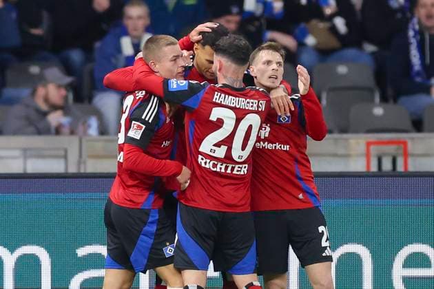Davie Selke Hamburger SV celebrates his goal with teammates, 2 Bundesliga, Hertha BSC vs Hamburger SV, Olympiastadion, January 25, 2025 in Berlin, Germany Photo by Marco Steinbrenner DeFodi Images Davie Selke Hamburger SV celebrates his goal with teammates, 2 Bundesliga, Hertha BSC vs Hamburger SV, Olympiastadion, January 25, 2025 in Berlin, Germany Photo by Marco Steinbrenner DeFodi Images DFB DFL REGULATIONS PROHIBIT ANY USE OF PHOTOGRAPHS AS IMAGE SEQUENCES AND OR QUASI VIDEO Defodi 700 berlin hsv 20250125 008 Defodi-700 DFB DFL REGULATIONS PROHIBIT ANY USE OF PHOTOGRAPHS AS IMAGE SEQUENCES AND OR QUASI-VIDEO.
