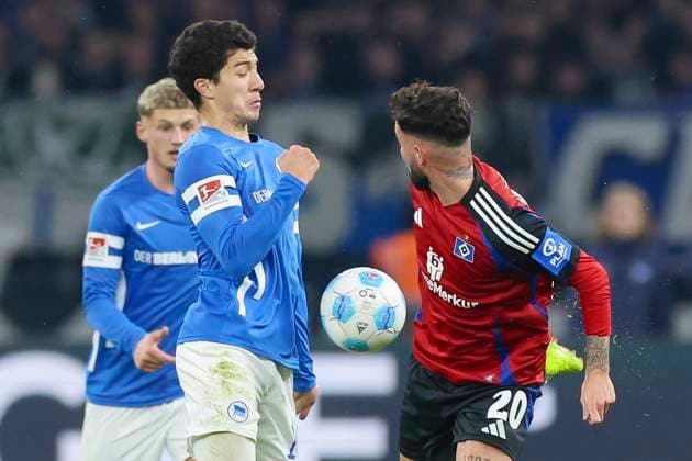 Ibrahim Maza Hertha BSC Berlin and Marco Richter Hamburger SV battle for the ball, 2 Bundesliga, Hertha BSC vs Hamburger SV, Olympiastadion, January 25, 2025 in Berlin, Germany Photo by Marco Steinbrenner DeFodi Images Ibrahim Maza Hertha BSC Berlin and Marco Richter Hamburger SV battle for the ball, 2 Bundesliga, Hertha BSC vs Hamburger SV, Olympiastadion, January 25, 2025 in Berlin, Germany Photo by Marco Steinbrenner DeFodi Images DFB DFL REGULATIONS PROHIBIT ANY USE OF PHOTOGRAPHS AS IMAGE SEQUENCES AND OR QUASI VIDEO Defodi 700 berlin hsv 20250125 012 Defodi-700 DFB DFL REGULATIONS PROHIBIT ANY USE OF PHOTOGRAPHS AS IMAGE SEQUENCES AND OR QUASI-VIDEO.