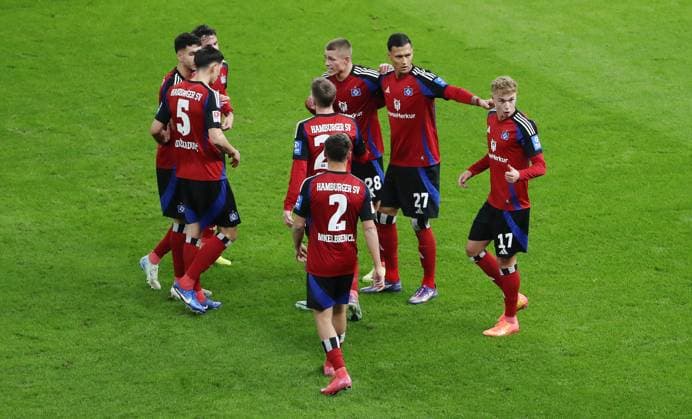Davie Selke celebrates after 0 1 with teammates Joy Emotion Cheering Sport Soccer Football DFL 2 Bundesliga Men 19 Matchday Season 2024 2025 25 12 2024 Hertha BSC Berlin vs Hamburger SV HSV DFL regulations prohibit any use of photographs as image sequences and or quasi video
