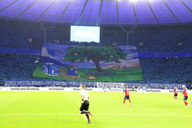 DEU, DFL, 2 FBL, Hertha BSC vs Hambuerger SV, 25 01 2025, Berliner Olympiastadion, Berlin, DEU, DFL, 2 FBL, Hertha BSC vs Hambuerger SV, im Bild Hertha BSC Fans, Bernstein Gedenken DFL regulations prohibit any use of Photographs as image sequences and or quasi video Foto Juergen Engler nordphoto GmbH nordphotoxGmbHx xEngler nph00076