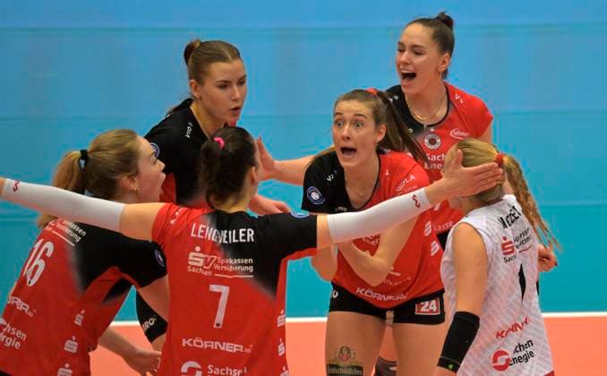 25 01 2025, Dresdner Jubel, Center of Dresden Sarah Straube, Volleyball, 1 Bundesliga, Dresdner SC SC Potsdam 3 1, c Dresden