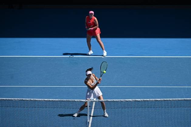 TENNIS AUSTRALIAN OPEN, Jelena Ostapenko (top) of Latvia and Su-Wei Hsieh of Chinese Taipei (bottom) during Women?s Doubles final against Katerina Siniakova of the Czech Republic and Taylor Townsend of the USA during the 2025 Australian Open at Melbourne Park in Melbourne, Sunday, January 26, 2025. ( NO ARCHIVING, EDITORIAL USE ONLY, NO USE IN BOOKS WITHOUT CONSENT MELBOURNE VICTORIA AUSTRALIA  Copyright: xJAMESxROSSx 20250126176537109289