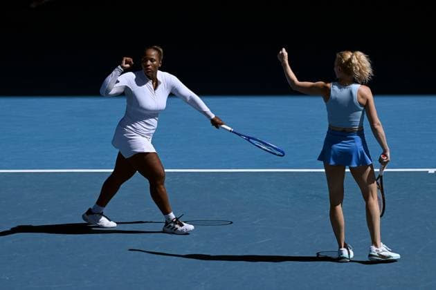 TENNIS AUSTRALIAN OPEN, Katerina Siniakova (right) of the Czech Republic and Taylor Townsend (left) of the USA during Women?s Doubles final against Jelena Ostapenko of Latvia and Su-Wei Hsieh of Chinese Taipei during the 2025 Australian Open at Melbourne Park in Melbourne, Sunday, January 26, 2025. ( NO ARCHIVING, EDITORIAL USE ONLY, NO USE IN BOOKS WITHOUT CONSENT MELBOURNE VICTORIA AUSTRALIA  Copyright: xJAMESxROSSx 20250126137739168259