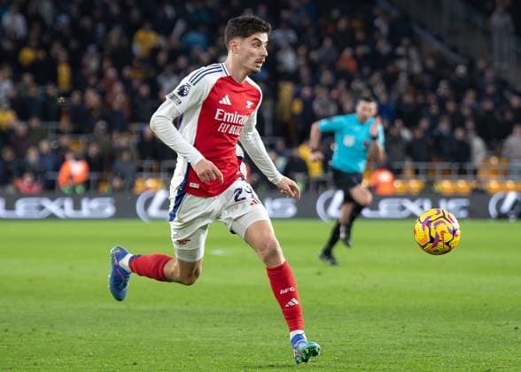 Wolverhampton, England, 25th January 2025. Kai Havertz of Arsenal during the Premier League match at Molineux, Wolverhampton. Picture credit should read: Ian Stephen Sportimage EDITORIAL USE ONLY. No use with unauthorised audio, video, data, fixture lists, club league logos or live services. Online in-match use limited to 120 images, no video emulation. No use in betting, games or single club league player publications. SPI_042_IS_Wolves_Arsenal SPI-3629-0037