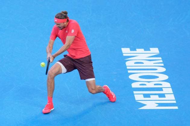 January 26, 2025: 2nd seed ALEXANDER ZVEREV of Germany in action against 1st seed JANNIK SINNER of Italy on Rod Laver Arena in the Men s Singles Final match on day 15 of the 2025 Australian Open in Melbourne, Australia. Cal Media Melbourne Australia - ZUMAc04_ 20250126_faf_c04_010 Copyright: xSydneyxLowx