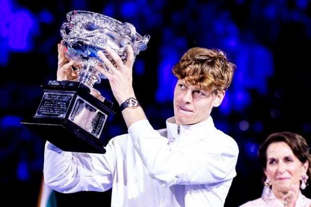 MELBOURNE, VIC - JANUARY 26: Jannik Sinner of italy raises the Norman Brookes Challenge Cup after winning the Men s Singles Final of the 2025 Australian Open on January 26 2025, at Melbourne Park in Melbourne, Australia. (Photo by Jason Heidrich Icon Sportswire) TENNIS: JAN 26 Australian Open EDITORIAL USE ONLY Icon250126005