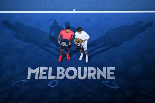 TENNIS AUSTRALIAN OPEN, Jannik Sinner of Italy and Alexander Zverev of Germany following their Men?s Singles final during the 2025 Australian Open at Melbourne Park in Melbourne, Sunday, January 26, 2025. ( NO ARCHIVING, EDITORIAL USE ONLY, NO USE IN BOOKS WITHOUT CONSENT MELBOURNE VICTORIA AUSTRALIA  Copyright: xJAMESxROSSx 20250126159391847388