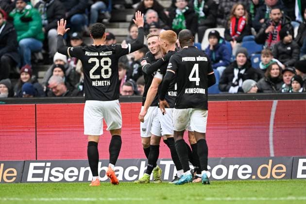 2 Bundesliga Hannover 06 SC Preußen Münster on 26 01 2025 at the HDI Arena in Hannover Cheering, goal celebration, goal scorer Joshua Mees Muenster celebrates after his goal for 0 1 MT