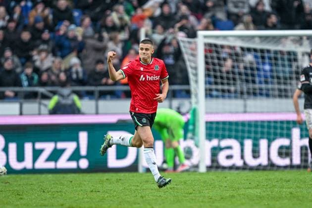2 Bundesliga Hannover 06 SC Preußen Münster on 26 01 2025 at the HDI Arena in Hannover Cheering, goal celebration, goal scorer, goal scorer Nicolo Tresoldi Hannover 96 cheers after his goal for 1 1 MT