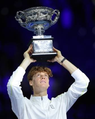 Winner Jannik Sinner with the trophy, trophy award ceremony, Presentation, Australian Open 2025, Melbourne Park, Melbourne, Victoria, Australia Copyright: xJuergenxHasenkopfx