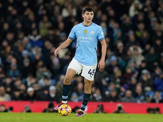 Manchester, England, 25th January 2025. Abdukodir Khusanov of Manchester City during the Premier League match at the Etihad Stadium, Manchester. Picture credit should read: Andrew Yates Sportimage EDITORIAL USE ONLY. No use with unauthorised audio, video, data, fixture lists, club league logos or live services. Online in-match use limited to 120 images, no video emulation. No use in betting, games or single club league player publications. SPI_038_AY_MAN_CITY_CHELSEA SPI-3624-0038