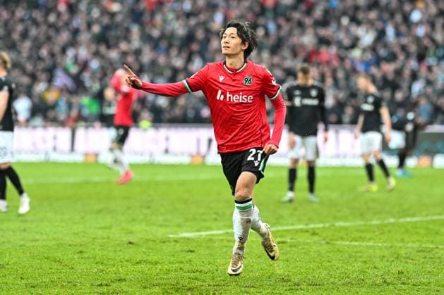 2 Bundesliga Hannover 06 SC Preußen Münster on 26 01 2025 at the HDI Arena in Hannover Cheering, goal celebration, goal scorer, goal scorer Sei Muroya Hannover 96 cheers after his goal MT