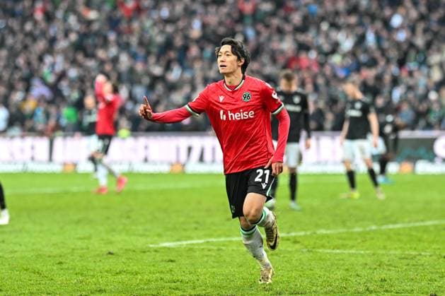 2 Bundesliga Hannover 06 SC Preußen Münster on 26 01 2025 at the HDI Arena in Hannover Cheering, goal celebration, goal scorer, goal scorer Sei Muroya Hannover 96 cheers after his goal MT