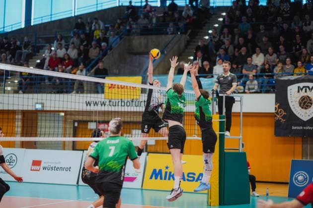 Ben Simon Bonin Barock Volleys MTV Ludwigsburg, 06 against the block of TV Buehl, Barock Volleys MTV Ludwigsburg vs TV Buehl, Volleyball, 2 Volleyball Bundesliga, 2 BLM Sued, Men, 15 Matchday, Season 2024 2025, 26 01 2025, Barock Volleys MTV Ludwigsburg vs TV Buehl, Volleyball, 2 Volleyball Bundesliga, 2 BLM Sued, Men, 15 Matchday, Season 2024 2025, 26 01 2025 Ludwigsburg Copyright: xEibner-Pressefoto LarsxNeumannx EP_LNN