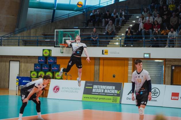 Philipp Herrmann Barock Volleys MTV Ludwigsburg, 02 on attack, Barock Volleys MTV Ludwigsburg vs TV Buehl, Volleyball, 2 Volleyball Bundesliga, 2 BLM Sued, Men, 15 Matchday, Season 2024 2025, 26 01 2025, Barock Volleys MTV Ludwigsburg vs TV Buehl, Volleyball, 2 Volleyball Bundesliga, 2 BLM Sued, Men, 15 Matchday, Season 2024 2025, 26 01 2025 Ludwigsburg Copyright: xEibner-Pressefoto LarsxNeumannx EP_LNN