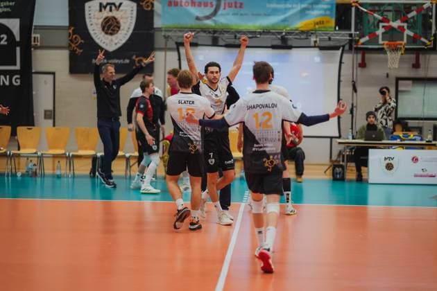 Moritz Langjahr Barock Volleys MTV Ludwigsburg, 07 with the decisive point to win the set 2 0, Barock Volleys MTV Ludwigsburg vs TV Buehl, Volleyball, 2 Volleyball Bundesliga, 2 BLM Sued, Men, 15 Matchday, Season 2024 2025, 26 01 2025, Barock Volleys MTV Ludwigsburg vs TV Buehl, Volleyball, 2 Volleyball Bundesliga, 2 BLM Sued, Men, 15 Matchday, Season 2024 2025, 26 01 2025 Ludwigsburg Copyright: xEibner-Pressefoto LarsxNeumannx EP_LNN