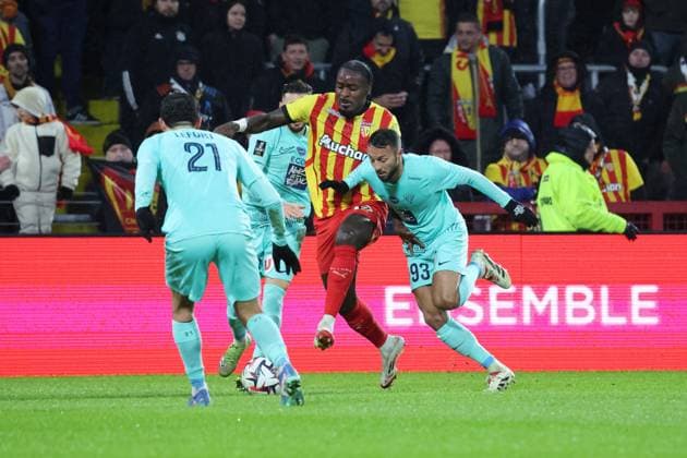 FOOTBALL : RC Lens vs Angers SCO - Ligue 1 - 26 01 2025 M Bala NZOLA (RC Lens) lors du match RC Lens - Angers SCO, Ligue 1, stade Bollaert-Delelis, le 26 janvier 2025  Copyright: xLaurentxSANSONx