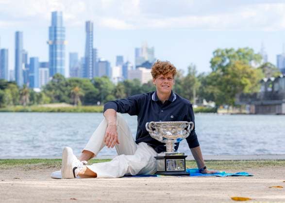 (250127) -- MELBOURNE, Jan. 27, 2025 -- Jannik Sinner of Italy poses with the trophy during the Australian Open winner photo shoot at the Albert Park Lake, in Melbourne, Australia, Jan. 27, 2025. (Photo by Xinhua) (SP)AUSTRALIA-MELBOURNE-TENNIS-AUSTRALIAN OPEN-TROPHY ChuxChen 