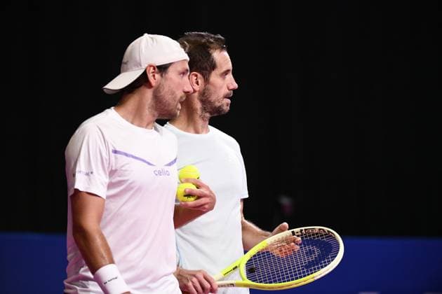 TENNIS : Open Sud de France ATP, Tennis Herren 250 - 27 01 2025 MONTPELLIER, FRANCE - JANUARY 27 : Robin HAASE (NED) - Botic VAN DE ZANDSCHULP (NED) vs. Richard GASQUET (FRA) - Lucas POUILLE (FRA) during the qualifying final of the ATP 250 Open Sud de France tournament in Montpellier, France on January 27th, 2025. MontpellierFrance  Copyright: xValentinaxClaretx