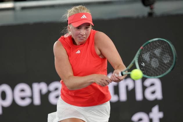 TENNIS - WTA, Tennis Damen Upper Austria Ladies Linz LINZ,AUSTRIA,28.JAN.25 - TENNIS - WTA Tour, Upper Austria Ladies Linz. Image shows Clara Tauson (DEN).  GEPAxpictures xWalterxLuger