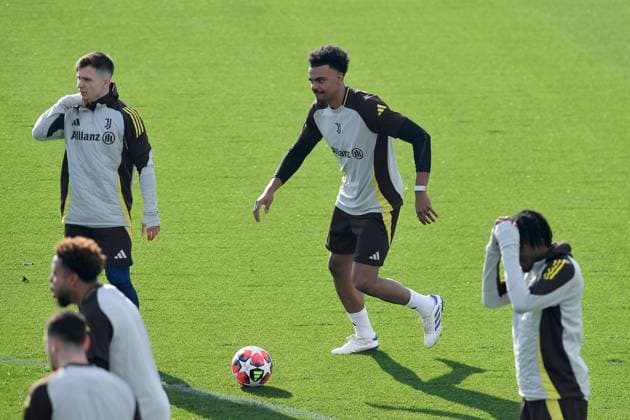 Renato Veiga of Juventus FC during Champions League 2024 2025 training at JTC Continassa on January 28, 2025 in Turin, Italy - ph Giuliano Marchisciano  Copyright: xGiulianoxMarchisciano IPAxSportx xipa-agency.netx xx IPA_53393906 IPA_Agency_IPA53393906