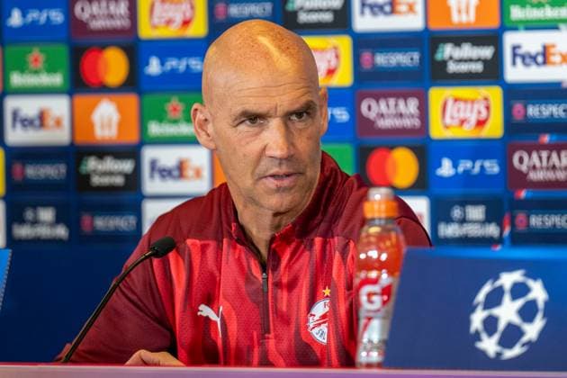 SOCCER - UEFA CL, RBS vs Atletico SALZBURG,AUSTRIA,28.JAN.25 - SOCCER - UEFA Champions League, Red Bull Salzburg vs Atletico Madrid, preview, press conference, PK, Pressekonferenz RBS. Image shows head coach Thomas Letsch (RBS).  GEPAxpictures xWolfgangxKofler