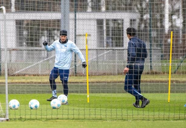 Soccer, Men, Season 2024 2025, 2 Bundesliga, Hertha BSC, Training, v l Diego Demme Hertha BSC , Athletics Coach Henrik Kuchno Hertha , 28 01 2025, Copyright: xMatthiasxKochx