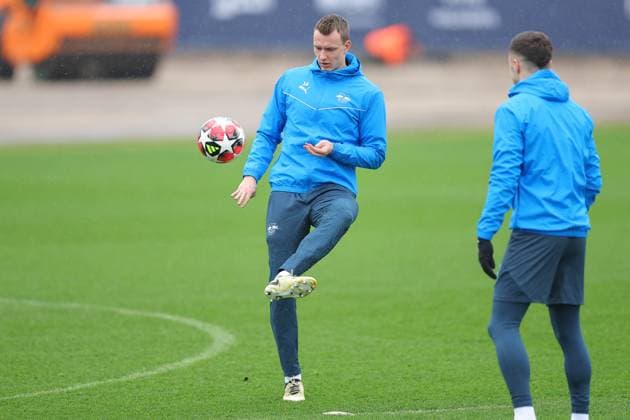 RB Leipzig - Training Champions League Leipzig, 28.01.2025, RBL Trainingszentrum, UEFA Champions League, RB LEIPZIG Abschlusstraining vorm morgigen Spiel bei Sturm Graz , Im Bild: Lukas Klostermann , Nur zur redaktionellen Nutzung. Editorial use only. ,