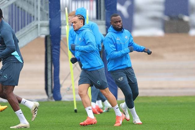 RB Leipzig Training Champions League Leipzig, 28 01 2025, RBL Training Center, UEFA Champions League, RB LEIPZIG Final training before tomorrows match at Sturm Graz , In the picture Lois Openda and Lutsharel Geertruida , For editorial use only Editorial use only ,