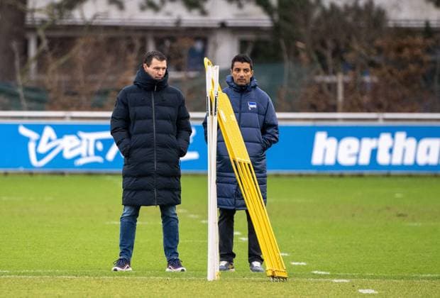 Soccer, Men, Season 2024 2025, 2 Bundesliga, Hertha BSC, Training, f l Sports Director Benjamin Weber Hertha BSC , Sami Allagui Assistant Sports Director Hertha BSC , 28 01 2025, Copyright: xMatthiasxKochx
