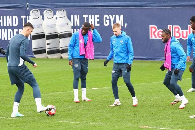 RB Leipzig Training Champions League Leipzig, 28 01 2025, RBL Training Center, UEFA Champions League, RB LEIPZIG Final training before tomorrows match at Sturm Graz , In the picture from l Benjamin Sesko, Lutsharel Geertruida, Arthur Vermeeren and Ridle Baku , For editorial use only Editorial use only ,