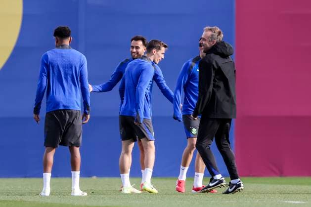 January 28, 2025, Sant Joan Despi, Barcelona, SPAIN: Hansi Flick, head coach during the training day of FC Barcelona, Barca ahead UEFA Champions League, football match against Atalanta BC at Ciudad Esportiva Joan Gamper on January 28, 2025 in Sant Joan Despi, Barcelona, Spain. Sant Joan Despi SPAIN - ZUMAa181 20250128_zaa_a181_013 Copyright: xJavierxBorregox