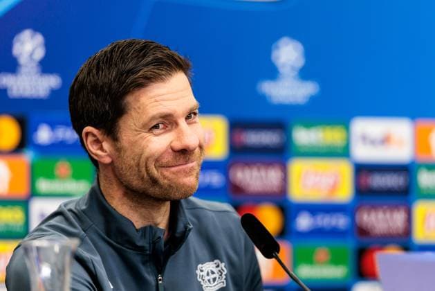 UEFA Champions League press conference Bayer 04 Leverkusen, 28 01 2025 Xabi Alonso head coach Bayer 04 Leverkusen smiles during the press conference UEFA Champions League press conference Bayer 04 Leverkusen before the match against Sparta Prague BayArena, Leverkusen on 28 01 2025 Copyright: xBEAUTIFULxSPORTS Wunderlx